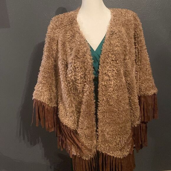 Astars Jackets & Blazers - Astars Chalet Grande Poncho cardigan Fringe Rodeo Ready o/s